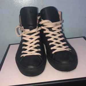 Gucci Panther Sneakers sz 43 ( Size 10 US )